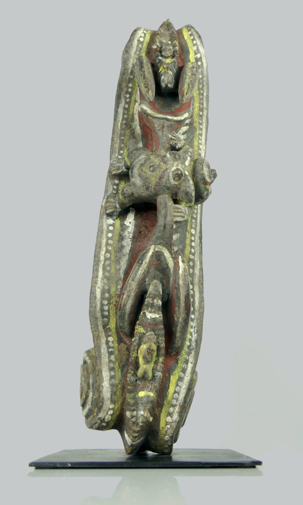 Figure Kwoma en bois de fer (face)