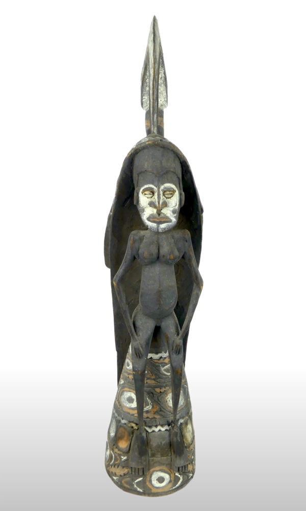 Grand cimier iatmul ancêtre féminine et oiseau (face)