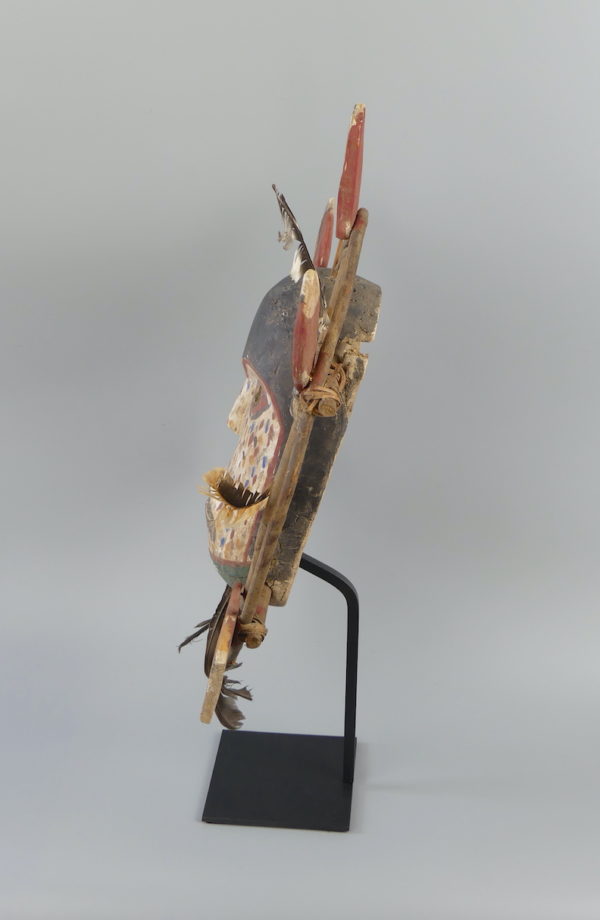 Masque anthropomorphe Esprit aux 2 poissons (profil)
