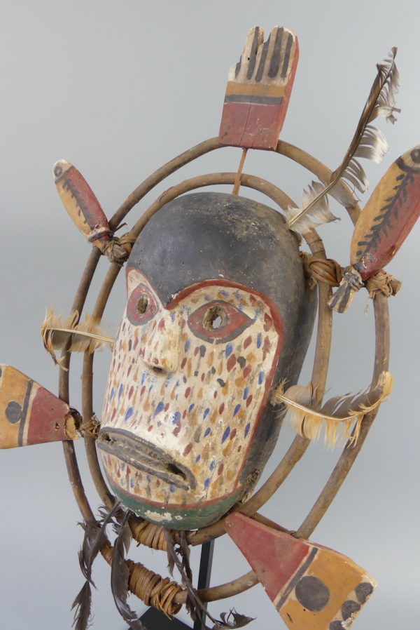 Masque anthropomorphe Esprit aux 2 poissons (3/4)