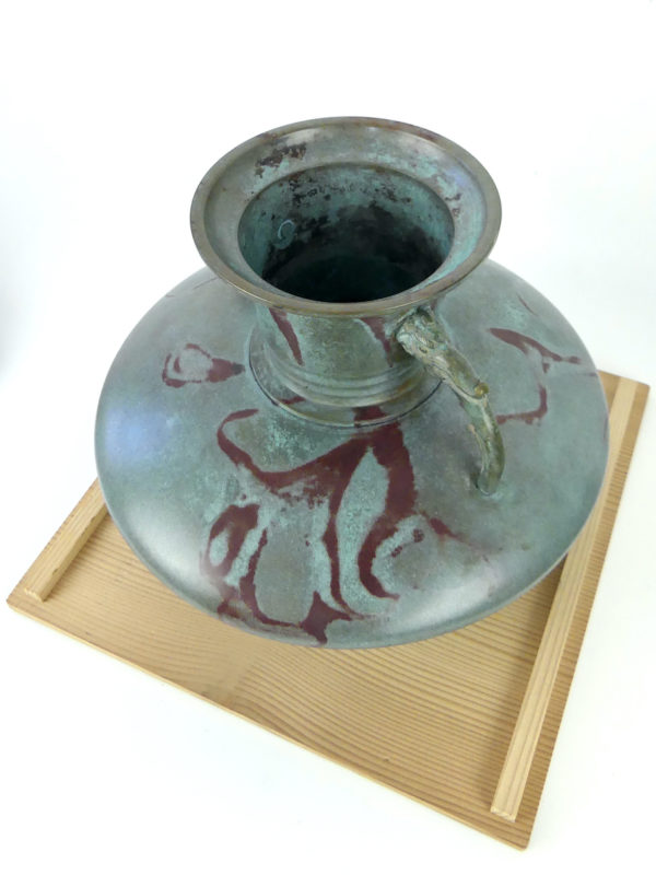 Vase balustre japonais en bronze (dessus 3/4)