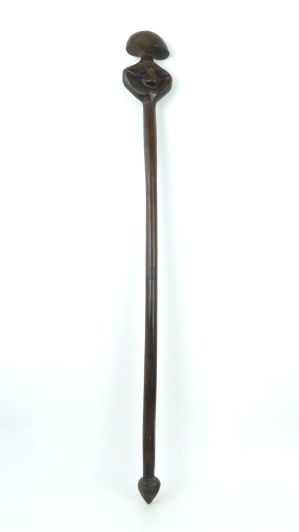 Massue Janus en bois Vanuatu (face)