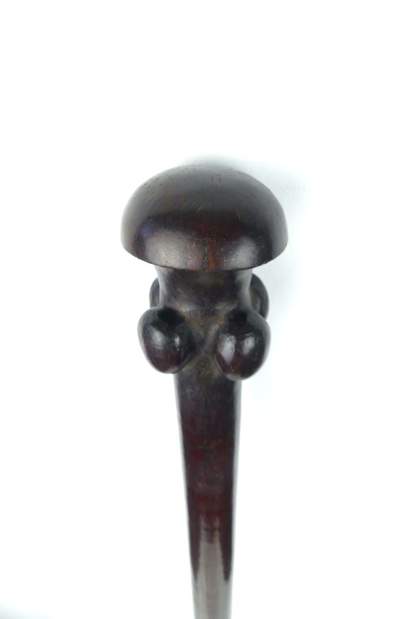 Massue Malekula en bois dur du Vanuatu (détail dessus)