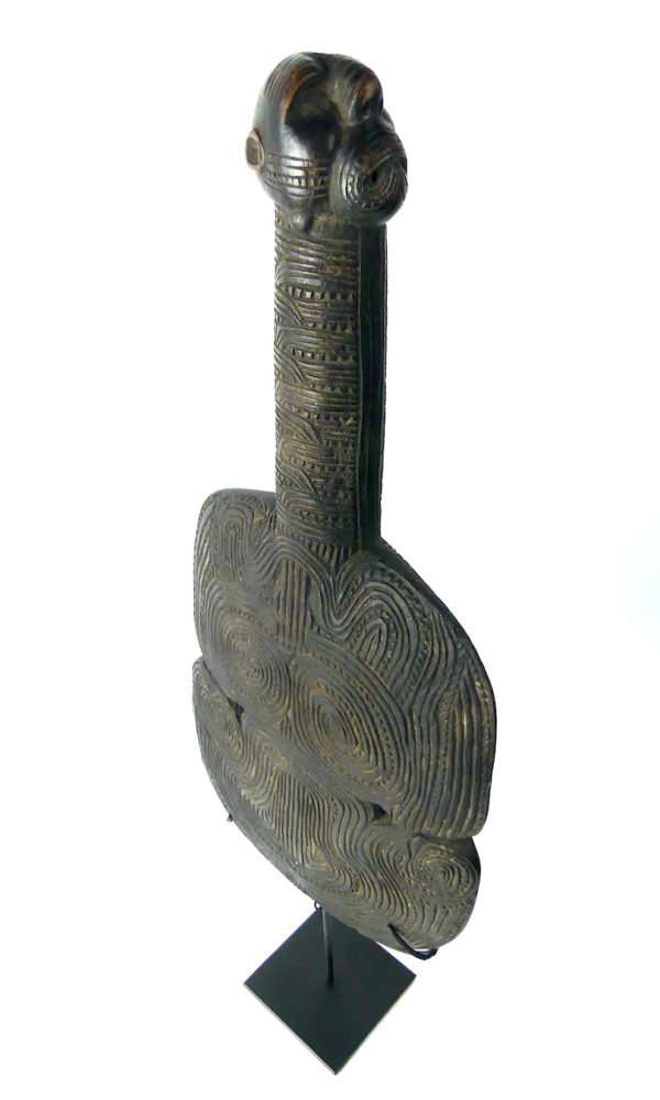 Kotiate rakau massue Maori en bois (dessus 3/4)