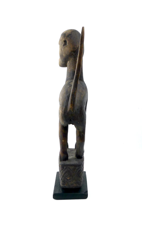Statue anthropomorphe Timor (dos)