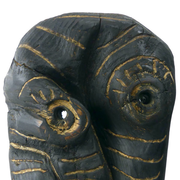Masque chamanique inuit Groenland (détail regard)