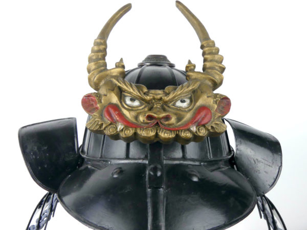 Kabuto Dragon et Menpō période Edo (maedate dragon)