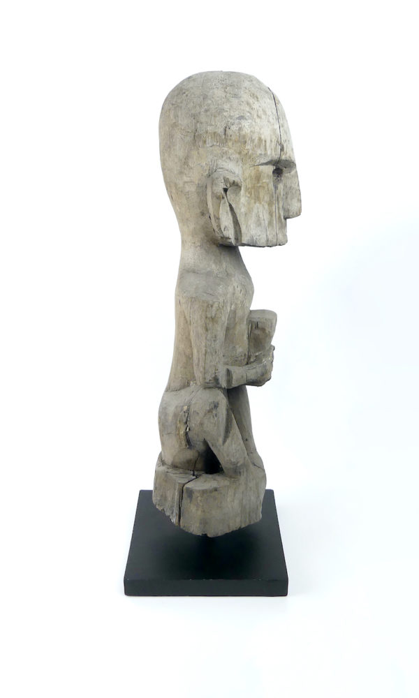 Statue de protection Sumbanaise (profil)