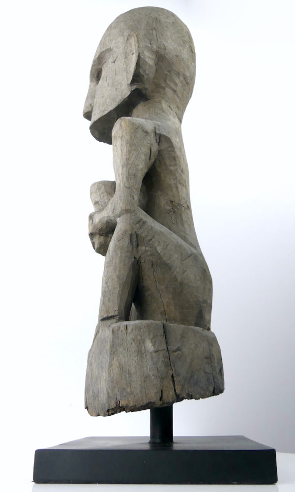 Statue de protection Sumbanaise (profil)