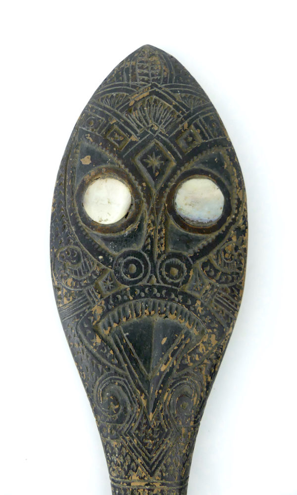 Patu massue courte Māori (détail Teko Teko)