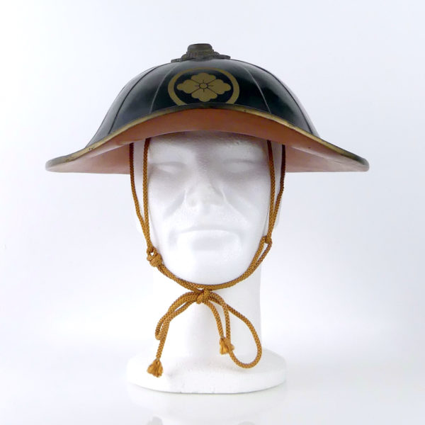 Jingasa casque traditionnel japonais (face)