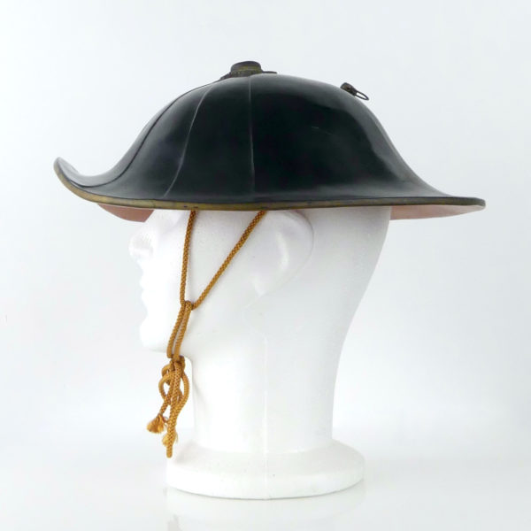 Jingasa casque traditionnel japonais (profil)