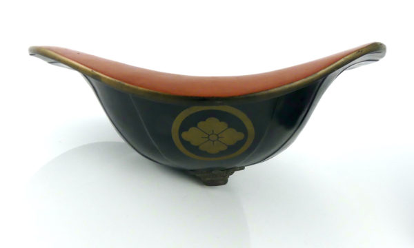 Jingasa casque traditionnel japonais (face)