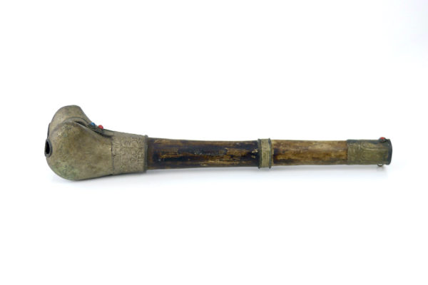 Trompette Kangling tibétaine ancienne (profil)