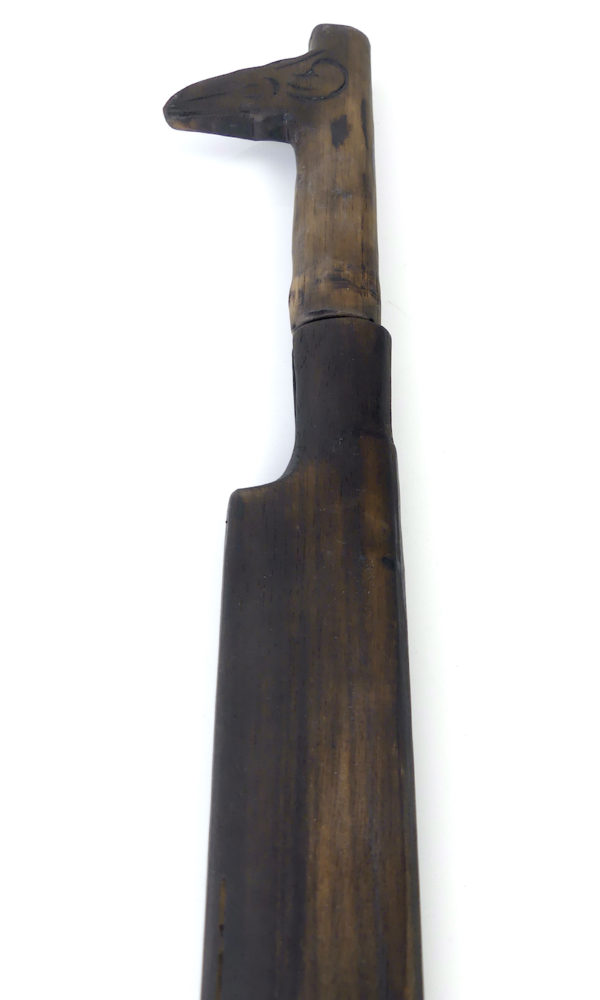 Sabre de guerrier Parang Ilang Mandau Dayak (détail dos)