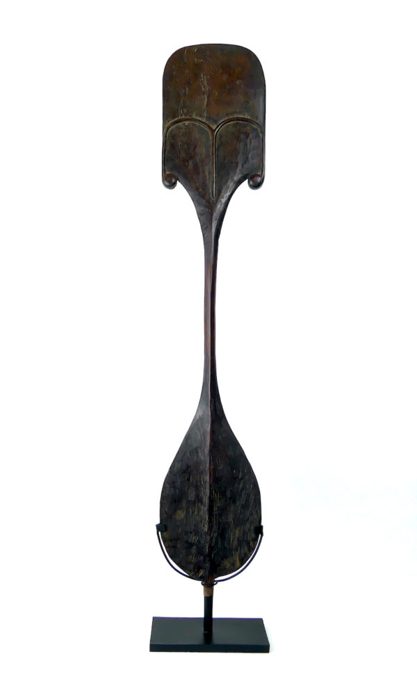 Pagaie de danse Rapa en bois de Toromiro (face)