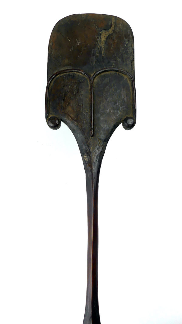 Pagaie de danse Rapa en bois de Toromiro (tête dos)
