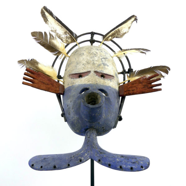 Masque céphalomorphe queue de baleine Yupik (face)