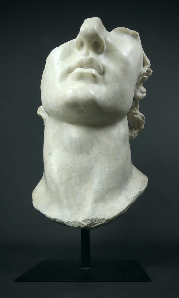 Grand fragment d’Apollon sur pied (face)