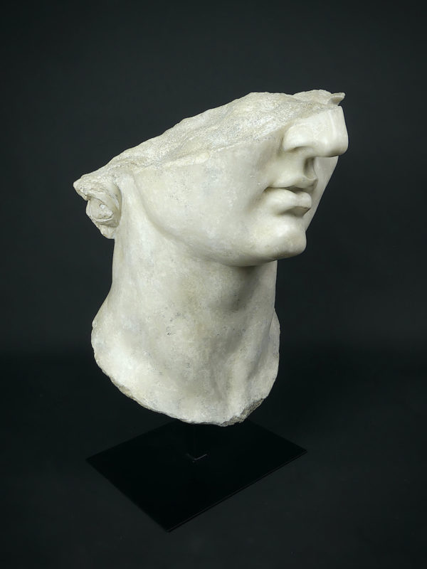 Grand fragment d’Apollon sur pied (3/4)
