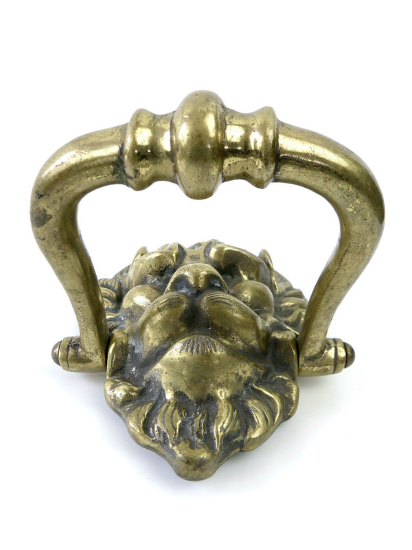 Heurtoir tête de lion en laiton (dessous)