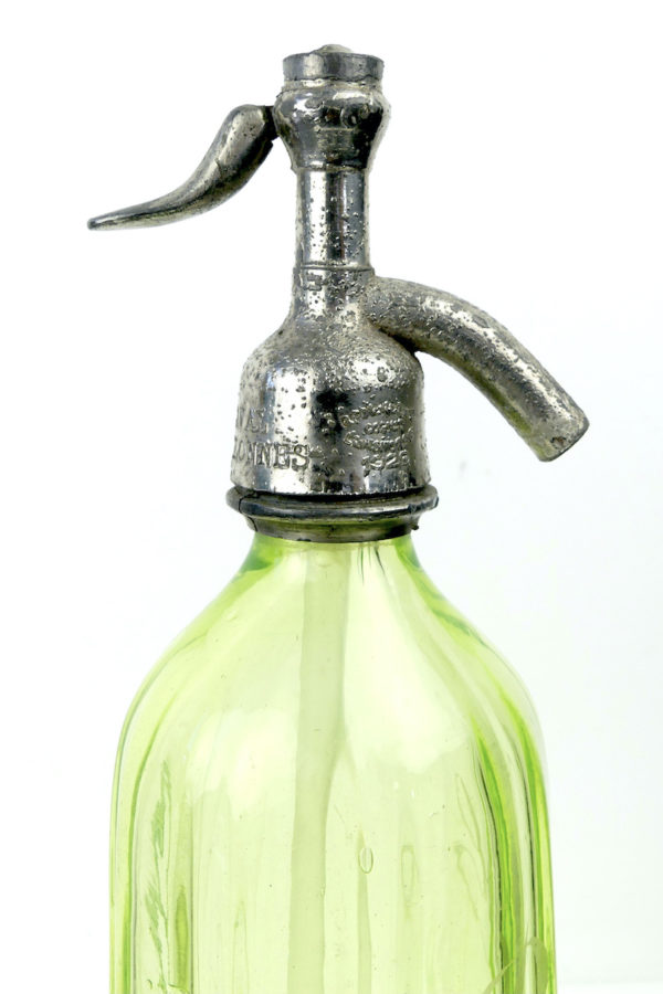Siphon à eau de Seltz en ouraline (détail profil)