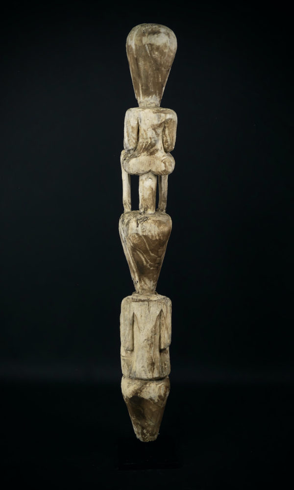 Grand totem du Timor aux 3 ancêtres (dos)