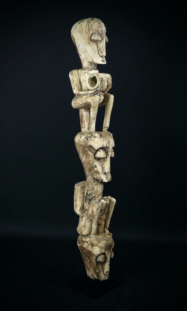 Grand totem du Timor aux 3 ancêtres (3/4)