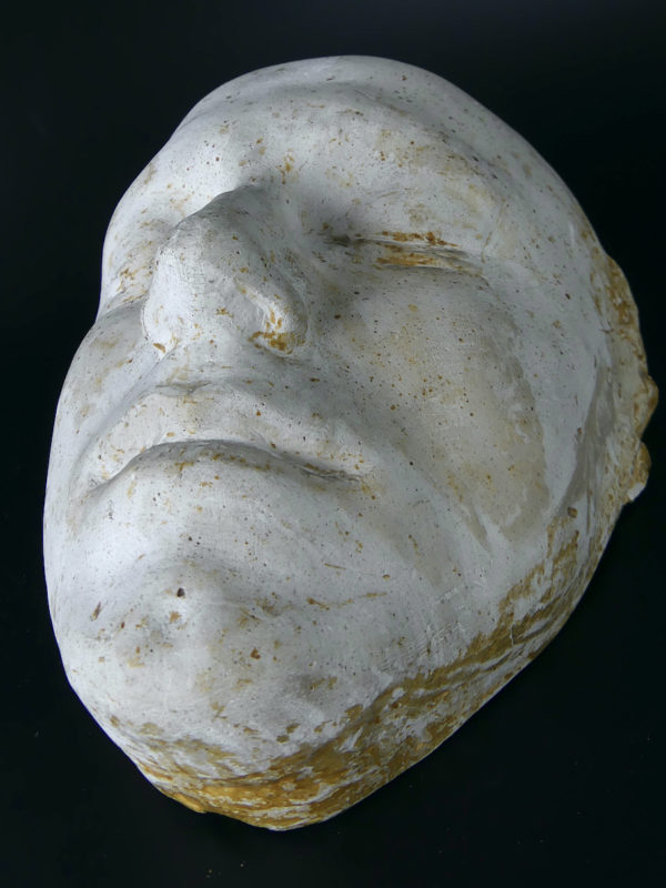 Moulage du masque mortuaire de Napoléon 1er (3/4)