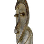 Grande statue d’ancêtre Ramu anthropo-zoomorphe (détail 3/4)