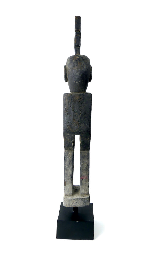 Grande statue d’ancêtre cubique en bois de fer (dos)