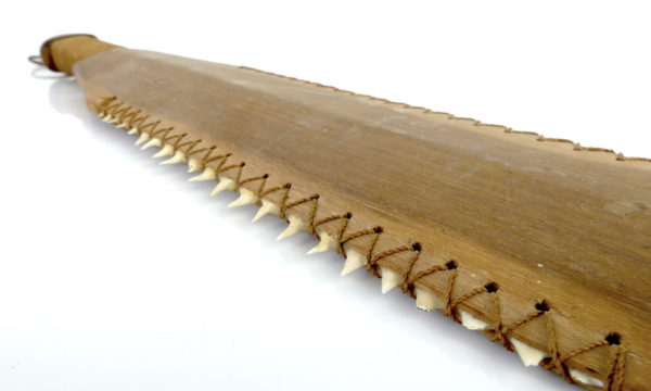 Grand couteau de guerrier Kiribati des Îles Gilbert (détail 3/4)