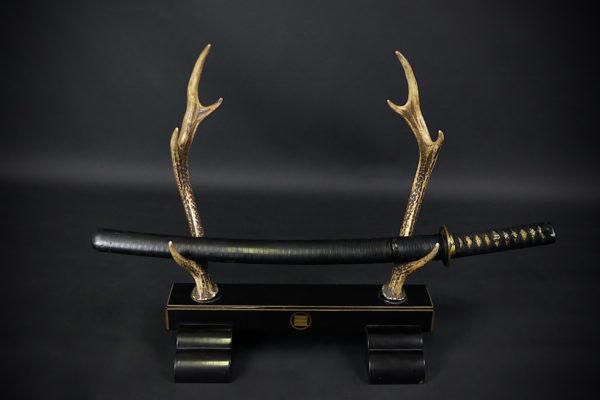 Katana kake porte sabre en bois laqué
