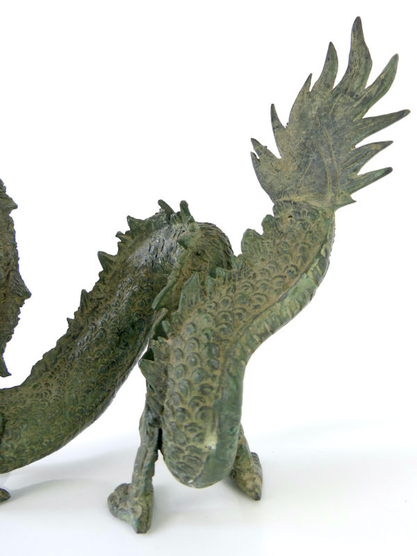 Bronze dragon oriental thaïlandais (détail)