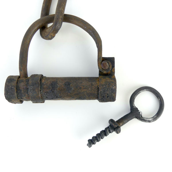 Fers de bagnard lourde entrave de chevilles avec clé (cadenas et clé)