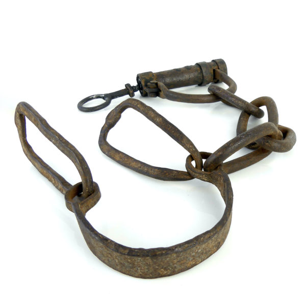 Fers de bagnard lourde entrave de chevilles avec clé