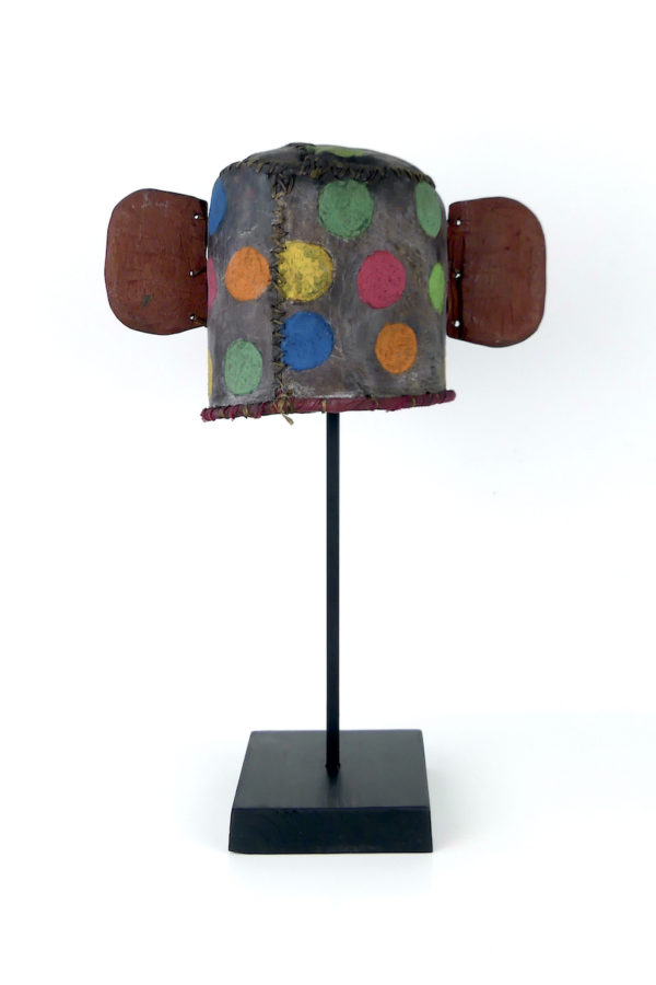 Masque heaume d’esprit Hopi à pois multicolores (dos)