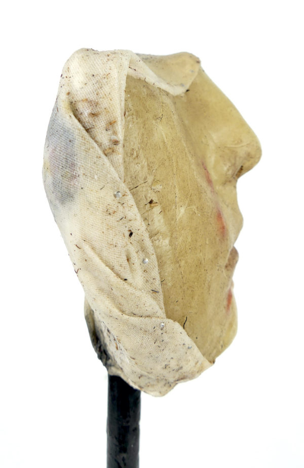 Céroplastie herpès du visage en cire sur pied (profil)
