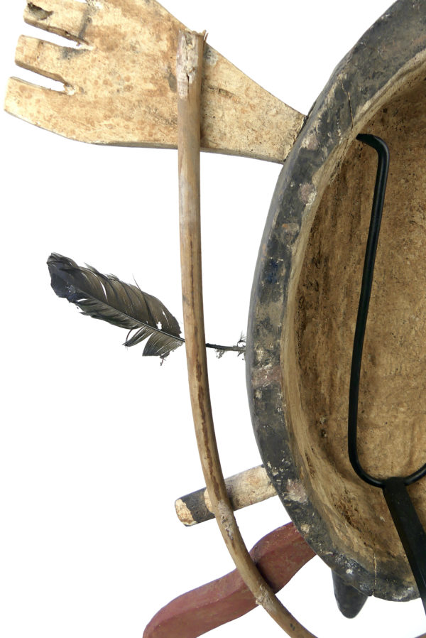   Masque céphalomorphe esprit pingouin style yupik (détail dos)