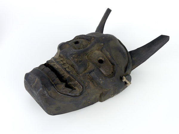Masque Hannya Meiji en bois noirci (3/4)