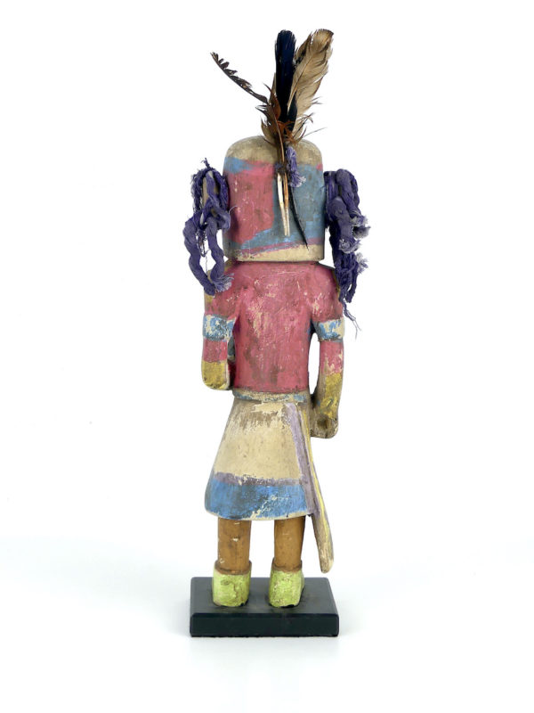 Poupée Kachina aux boucles mauves en bois (dos)