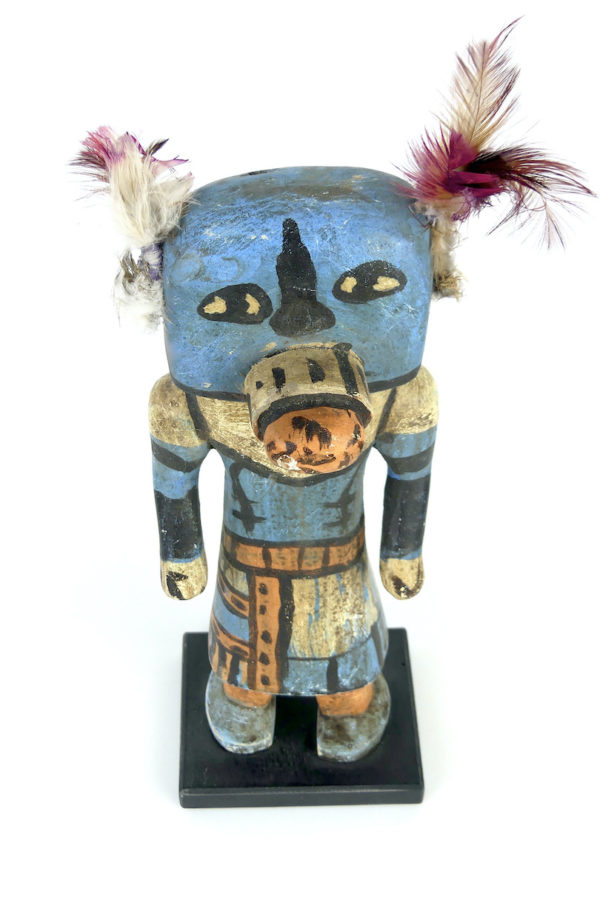 Poupée Kachina bleue en bois (dessus)