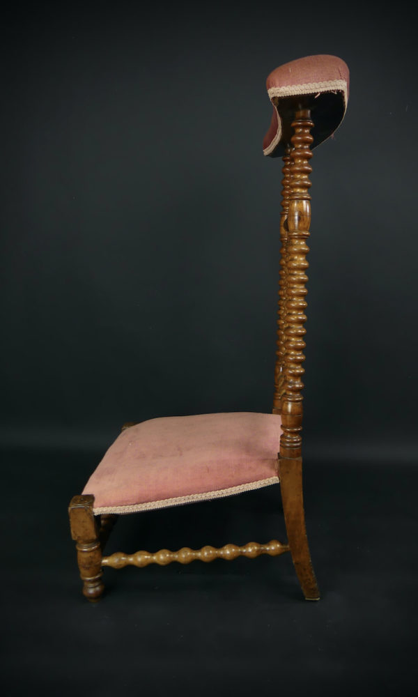 Prie-dieu antique XIXe style Napoléon III (profil)