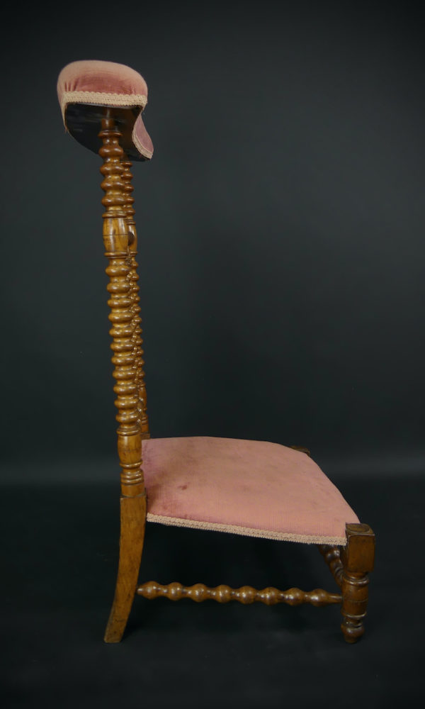 Prie-dieu antique XIXe style Napoléon III (profil)