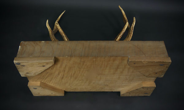 Katana kake massacre de cerf et bois massif Meiji (détail dessous)
