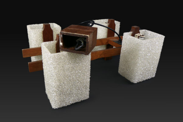 Suspension scandinave 60's en teck et Perspex (3/4)