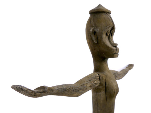 Grande statue Hampatong Pantak ancienne gardien Dayak (3/4)
