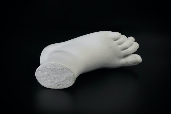 Pied de femme en plâtre de style antique (dessus)