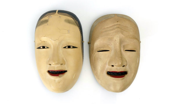 Masques de femmes ko-omote et uba théâtre nô shōwa