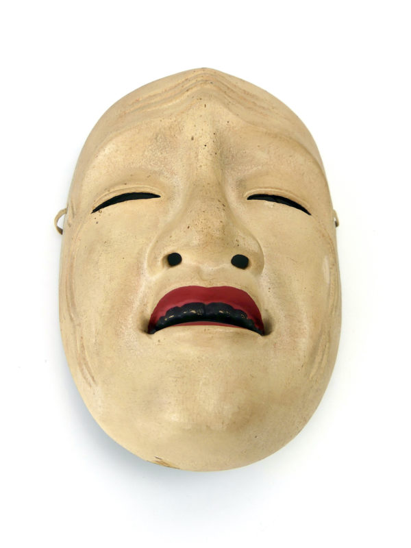 Masques de femmes ko-omote et uba (uba dessous)